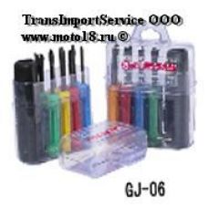 Мультитул 8 разноцветных инструментов в коробочке прозрачной GJ-06